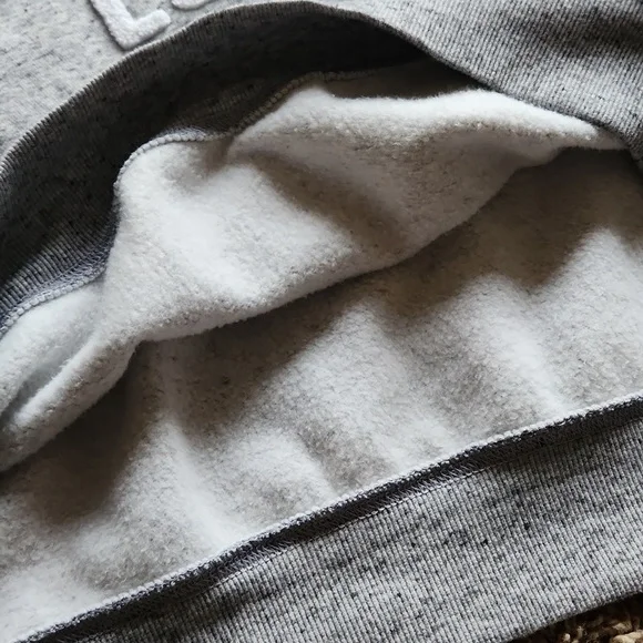 Old Navy Heathwr Gray 'More Love' Sweatshirt Womans Size Large - Picture 4 of 7